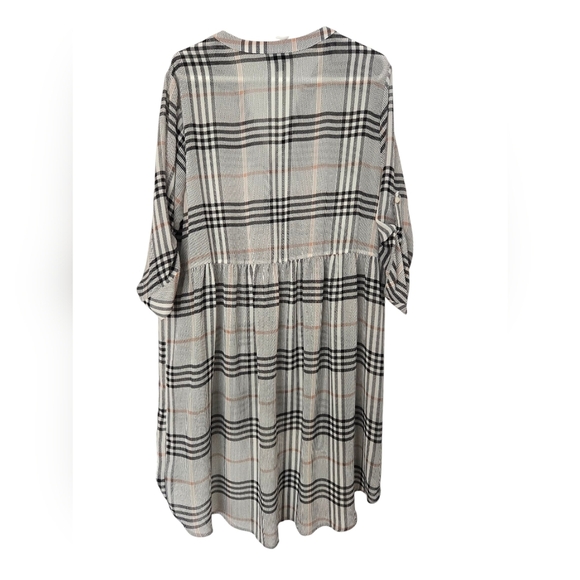 Torrid Sheer Plaid Button-Up Tunic Size 2 EUC - Picture 4 of 4